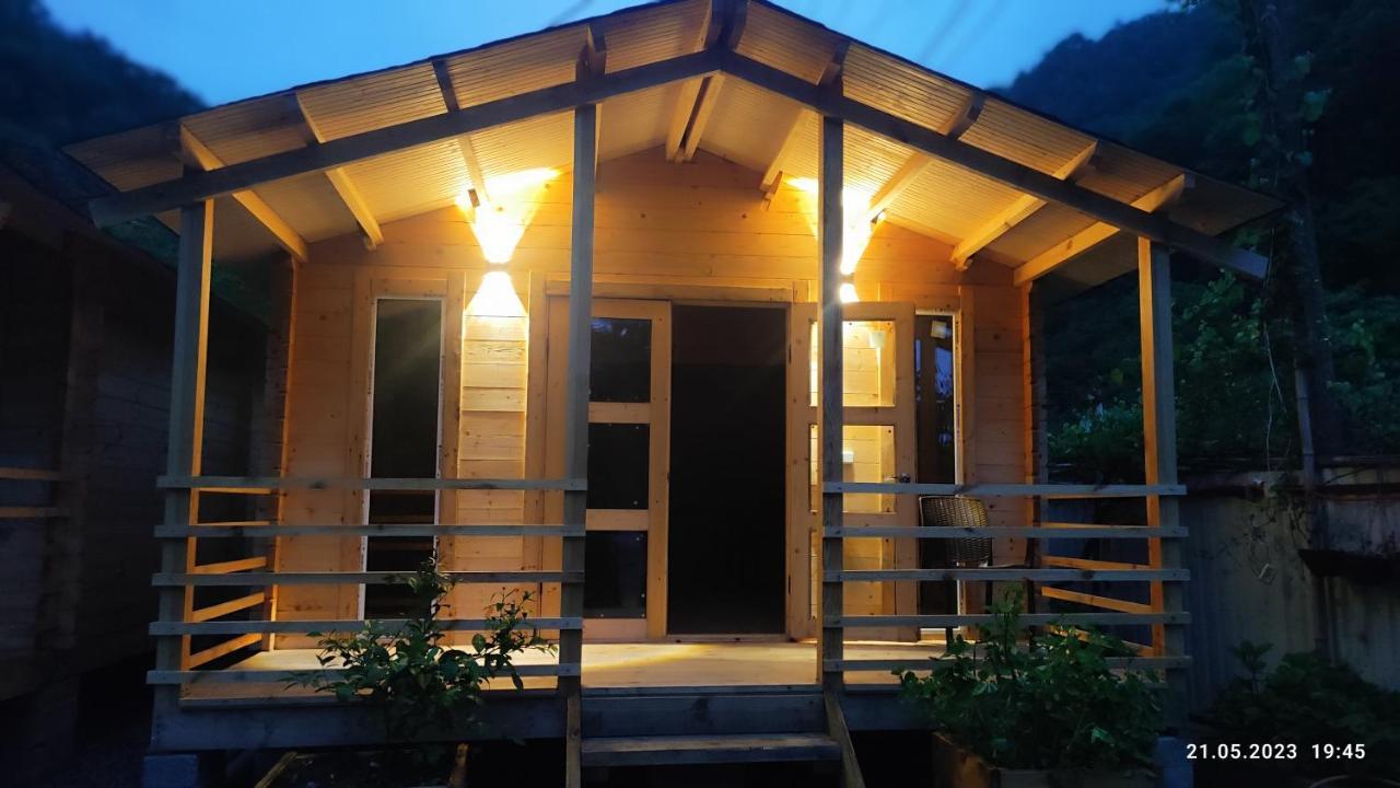 Guest House Ahan Gagry Zewnętrze zdjęcie
