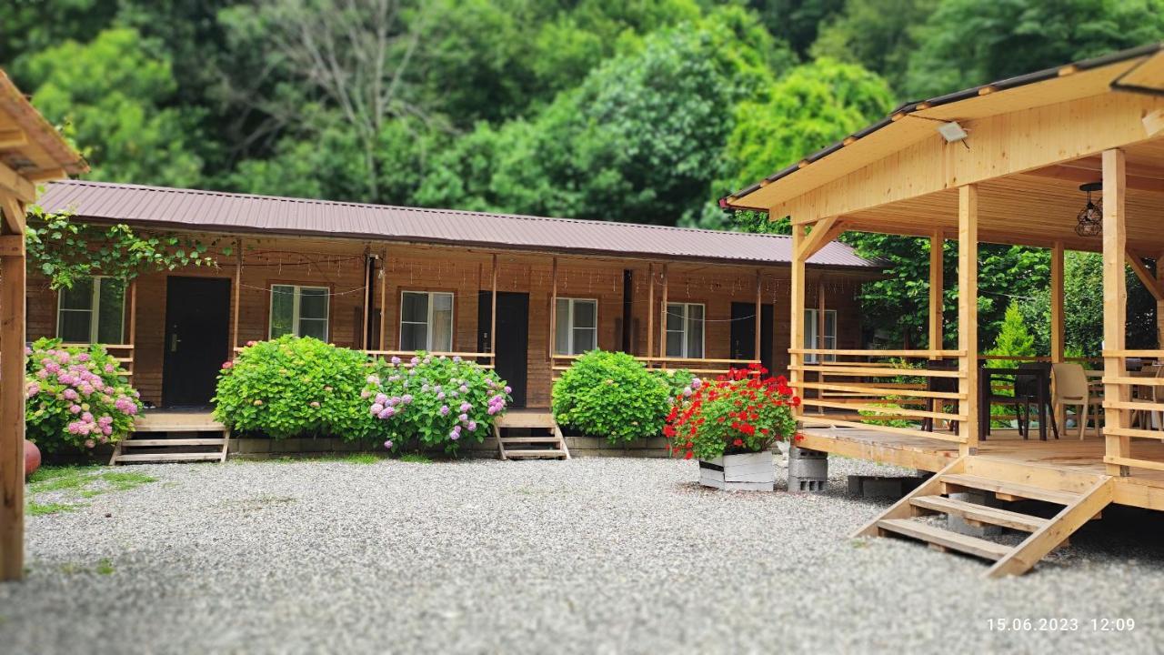 Guest House Ahan Gagry Zewnętrze zdjęcie