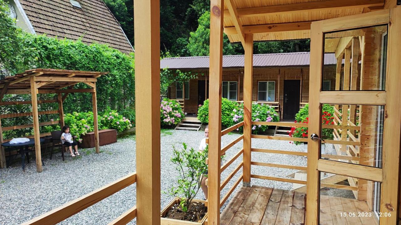 Guest House Ahan Gagry Zewnętrze zdjęcie